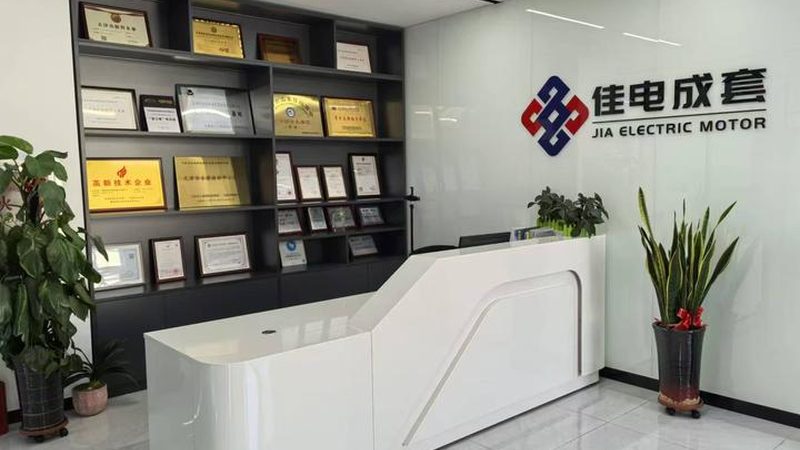 伺服电机的维修并非无时无刻都需要进行，一般而言，以下情况需要进行维修：